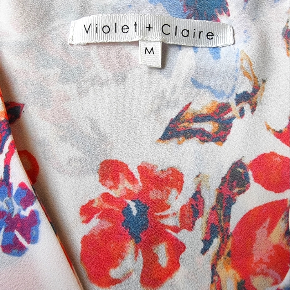 Violet + Claire Front Ruffle Floral Blouse - Picture 6 of 8